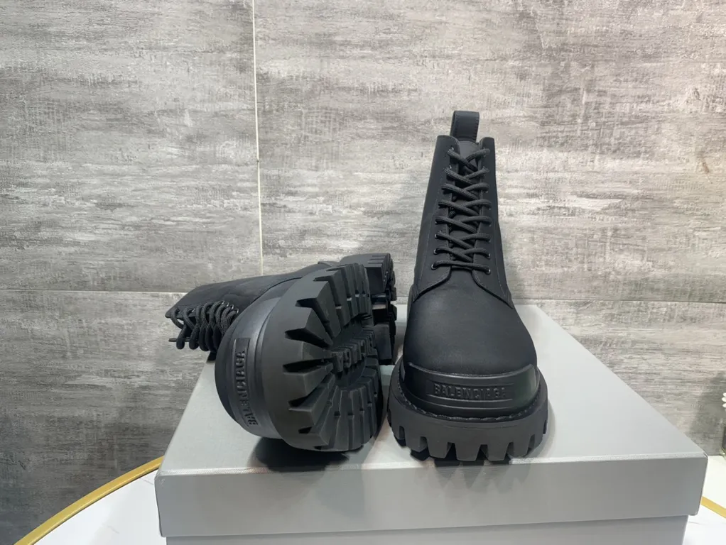 Balenciaga Shoe 